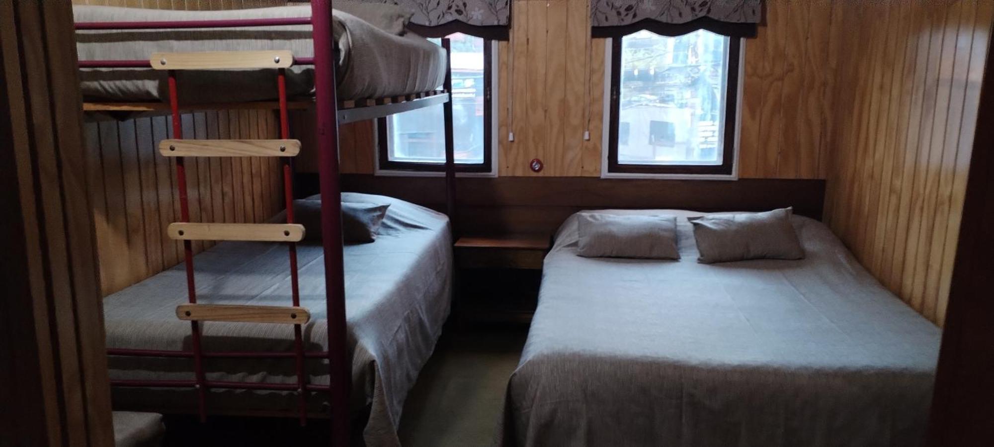 Hostal Copiapó Puerto Montt Habitación foto